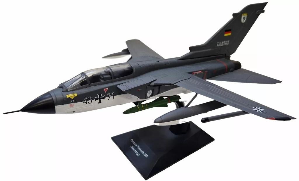 Panavia Tornado IDS MFG-1 Marineflieger Schleswig-Jagel 1982, 1:72 tot 1:144, Dak Mantova Via Martiri di Belfiore 4 info@dakmantova.com