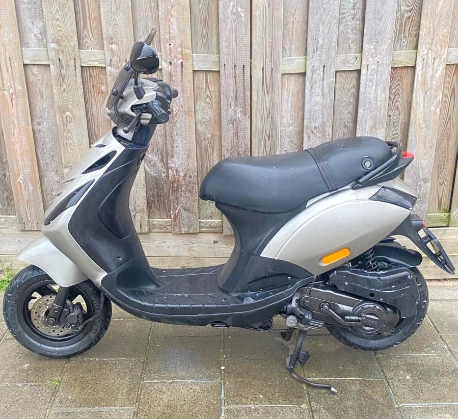 Piaggio zip 80 brom kenteken, Ophalen of Verzenden, Zo goed als nieuw, Benzine, Zip
