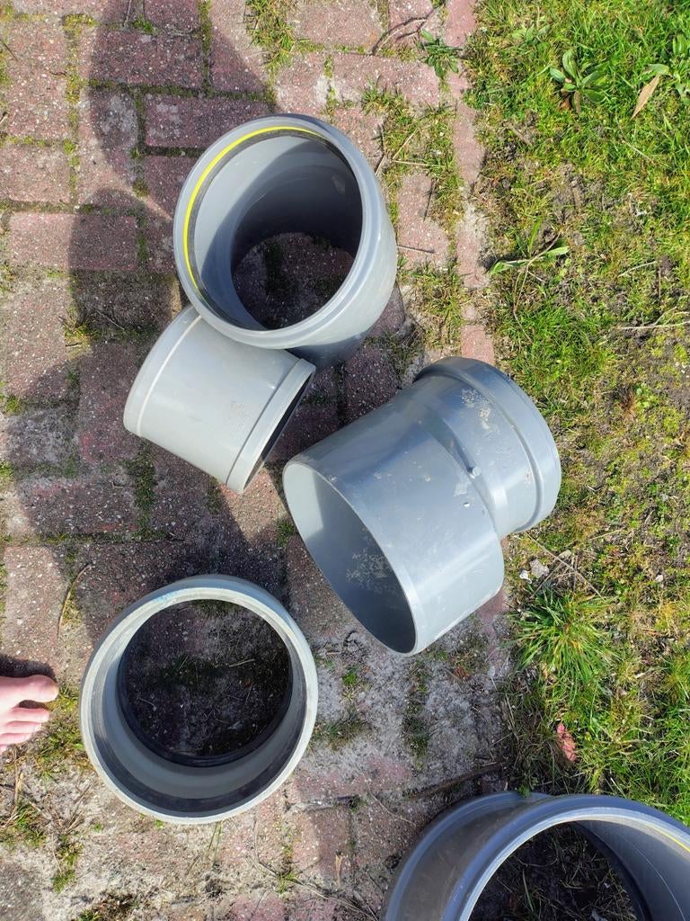 PVC SN8 moffen en verloopstukken diverse maten, Doe-het-zelf en Verbouw, Buizen en Afvoer, Afvoer, Gebruikt, Pvc, Ophalen of Verzenden