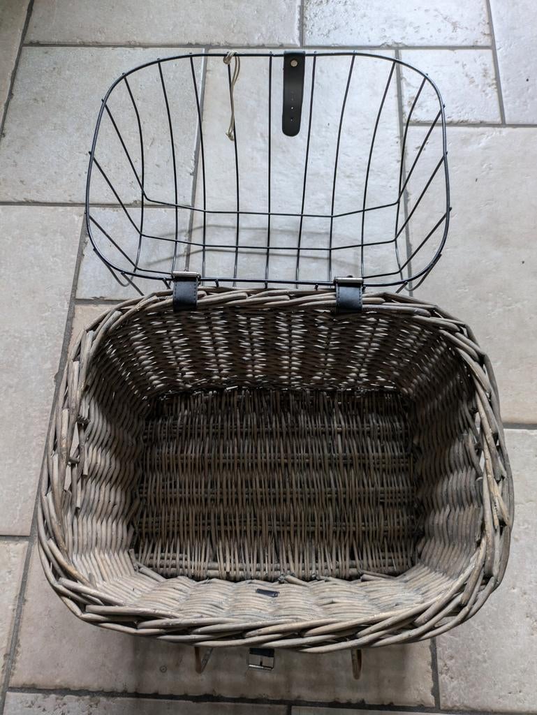 Honden mandje voor voorop de fiets, Ophalen, Gebruikt