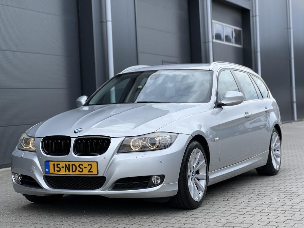 BMW 3-Serie 2.0 320i Touring AUT. 2010 NW-APK, Auto's, BMW, Bedrijf, 3-Serie, Benzine, Euro 5, C, Stationwagon, Automaat, Origineel Nederlands