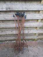 16 ijzeren paaltjes voor omheining