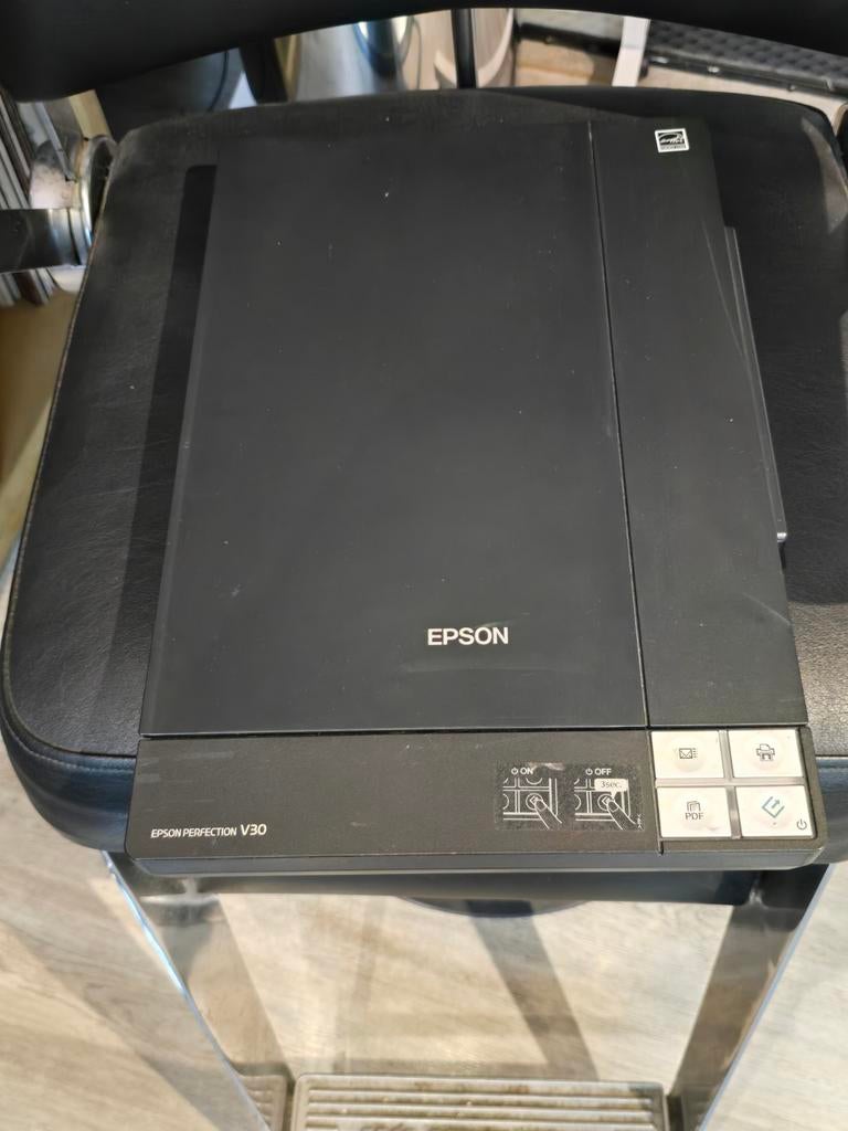 Epson Perfection V30 Flatbedscanner - Zo goed als nieuw, Computers en Software, Scanners, MacOS, Epson, Ophalen of Verzenden, Zo goed als nieuw