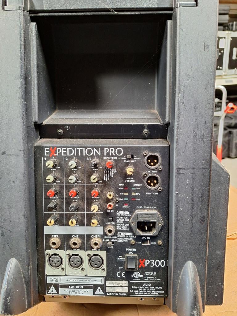 Samson Actieve Box 12 inch - XP300, Ophalen, Gebruikt, Minder dan 500 watt, Monitor(versterker)