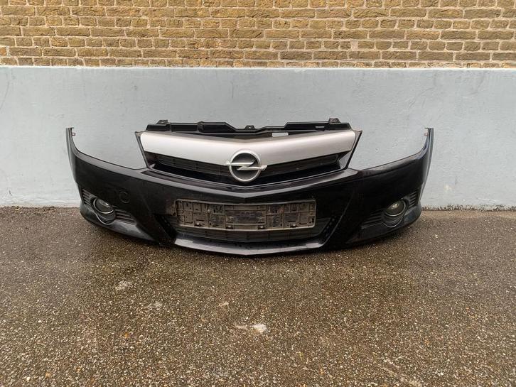 voorbumper opel tigra 2004 tot 2010 zwart twintop, Auto-onderdelen, Carrosserie en Plaatwerk, Bumper, Opel, Voor, Gebruikt, Ophalen of Verzenden