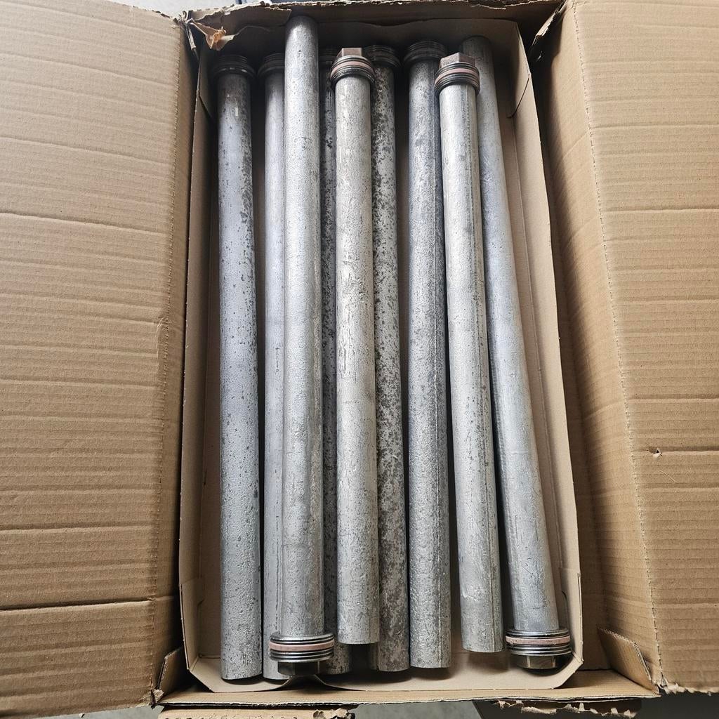 9 Nieuwe Anodes voor Stalen Geëmailleerde Boilers, Ophalen of Verzenden