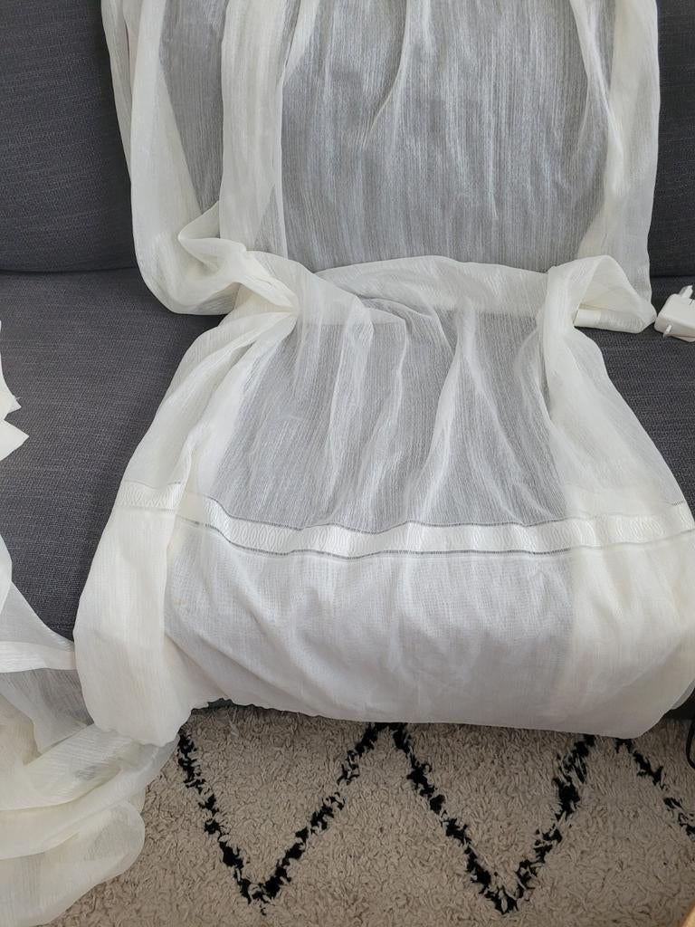 Witte vitrage gordijnen met haken.vier stuks.bijn nieuw., Ophalen of Verzenden, Nieuw, 200 cm of meer, 200 cm of meer