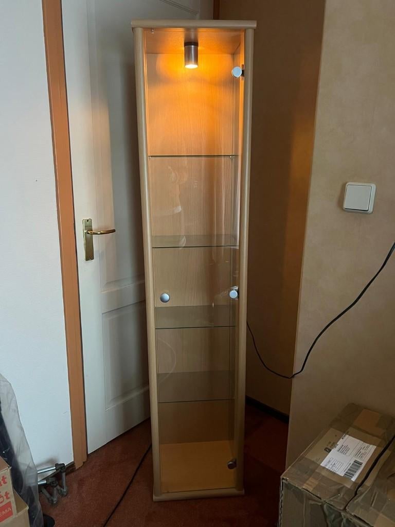 Vitrinekast met ingebouwde verlichting, Huis en Inrichting, Kasten | Vitrinekasten, Ophalen, Gebruikt, 50 tot 100 cm, 150 tot 200 cm