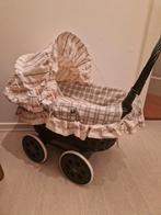 Groen rieten poppenwagen met pop, Ophalen, Zo goed als nieuw, Overige typen