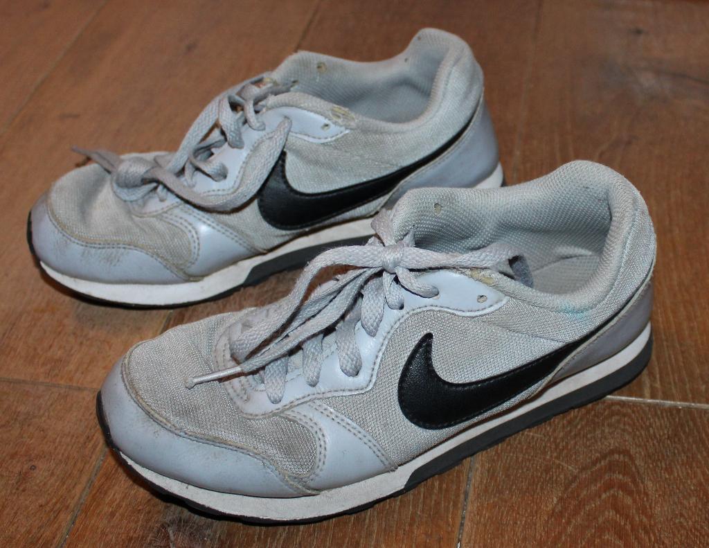 Nike schoenen maat 36, Gebruikt, Schoenen, Ophalen of Verzenden, Nike