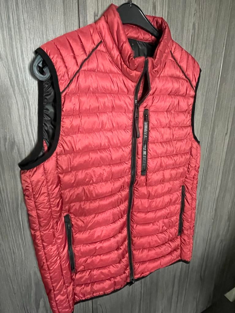 Stijlvolle Rode Bodywarmer - Maat XL, Ophalen of Verzenden, Zo goed als nieuw, Maat 56/58 (XL), Rood