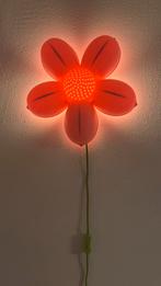 IKEA Bloem Lamp - Roze Wandlamp voor Kinderkamer, Ophalen of Verzenden, Zo goed als nieuw, Kunststof