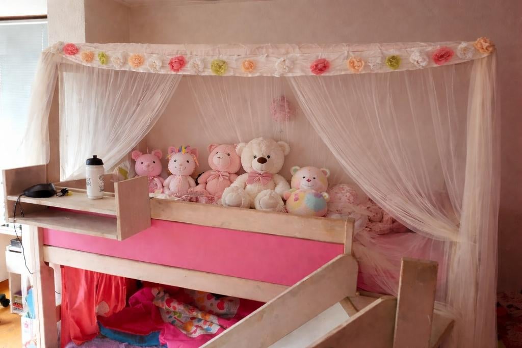 Lifetime whitewash hemelbed (halfhoogslaper) + extra's!, Kinderen en Baby's, Kinderkamer | Stapelbedden en Hoogslapers, Ophalen