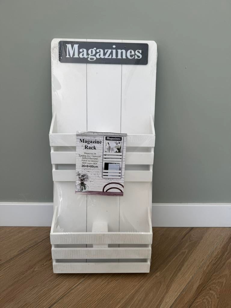 Wit houten tijdschriftenrek (nieuw), Ophalen, Nieuw