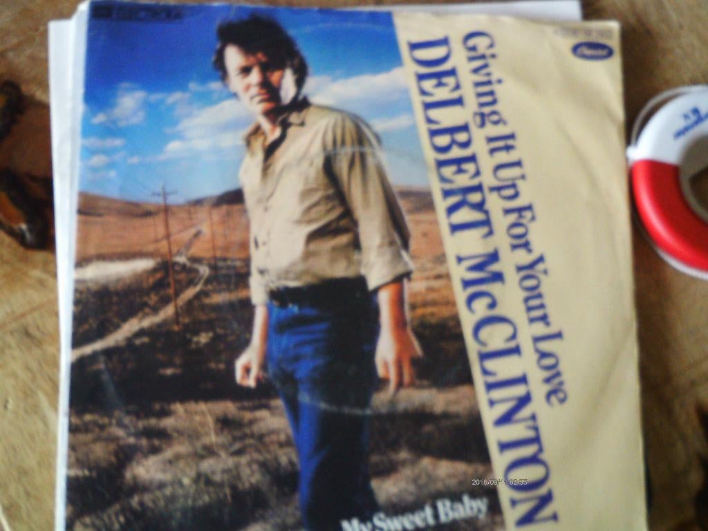 delbert mc clinton - giving it up for your love 27a, 7 inch, Ophalen of Verzenden, Pop, Single
