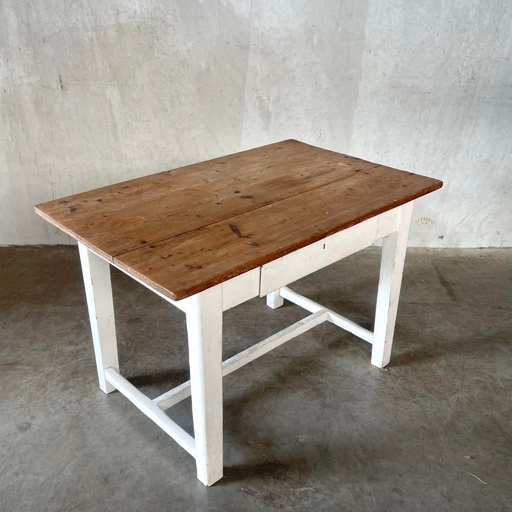 Oude tafel, brocante tafeltje, vintage tafel, Antiek en Kunst, Curiosa en Brocante, Ophalen