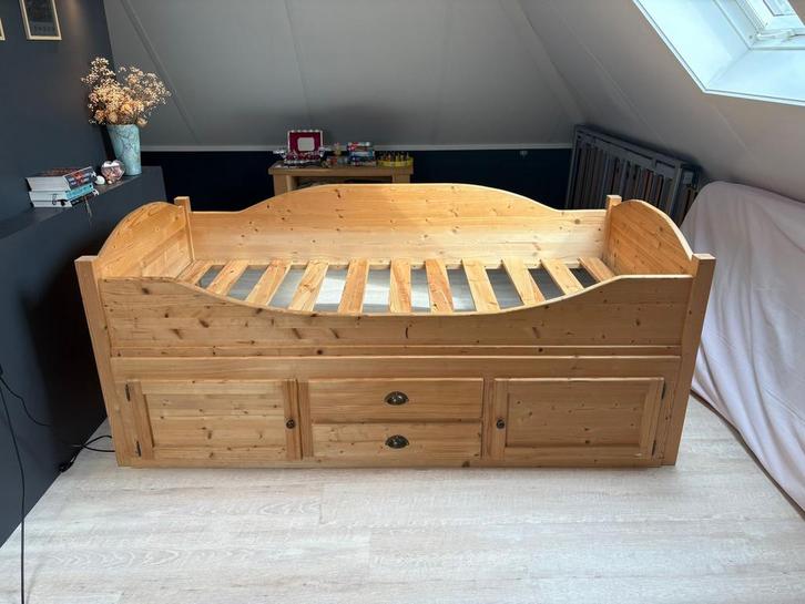 Massief houten grenen bed 90x200 hoogslaper met opbergruimte, Huis en Inrichting, Slaapkamer | Bedden, Gebruikt, Eenpersoons, 90 cm