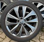 16” Originele Skoda Fabia Rapid Velgen + Zomerbanden, 215 mm, 16 inch, Banden en Velgen, Ophalen of Verzenden