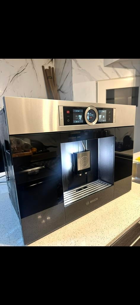 Bosch inbouw koffiemachine serie 8 45/60, Witgoed en Apparatuur, Koffiezetapparaten, Ophalen, 10 kopjes of meer, Koffiemachine