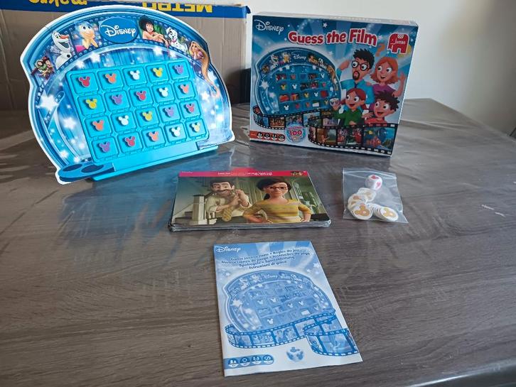 Disney Guess The Film Spel, Hobby en Vrije tijd, Gezelschapsspellen | Bordspellen, Nieuw, Een of twee spelers, Drie of vier spelers