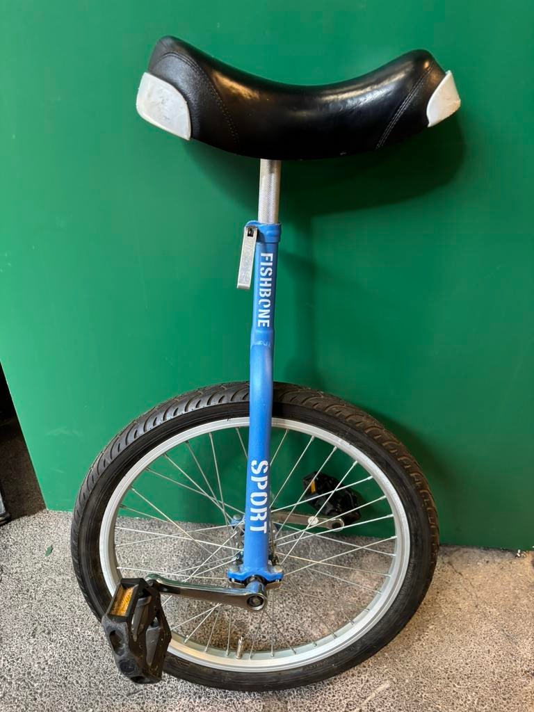 Eenwieler, Fietsen en Brommers, Ophalen, Gebruikt
