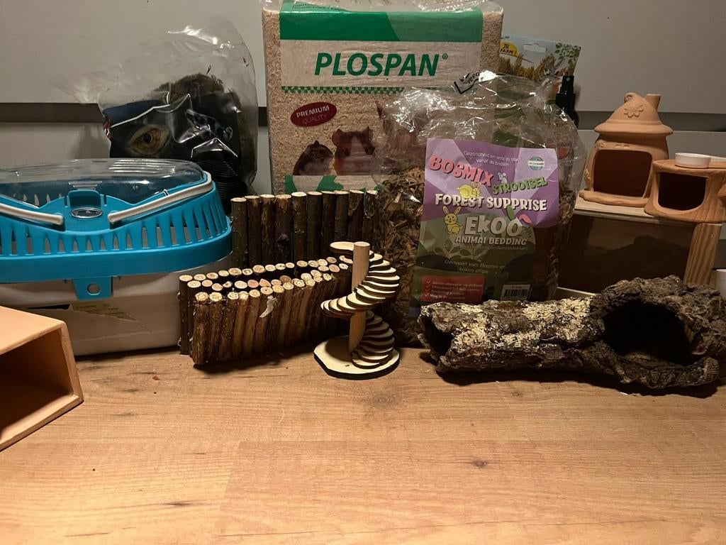 Hamsterverblijf met toebehoren, Dieren en Toebehoren, Ophalen