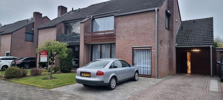 Audi A6 2.8 142KW AUT 1999 Grijs, Auto's, Audi, A6, Benzine, Sedan, Automaat, Origineel Nederlands, Zilver of Grijs, Voorwielaandrijving