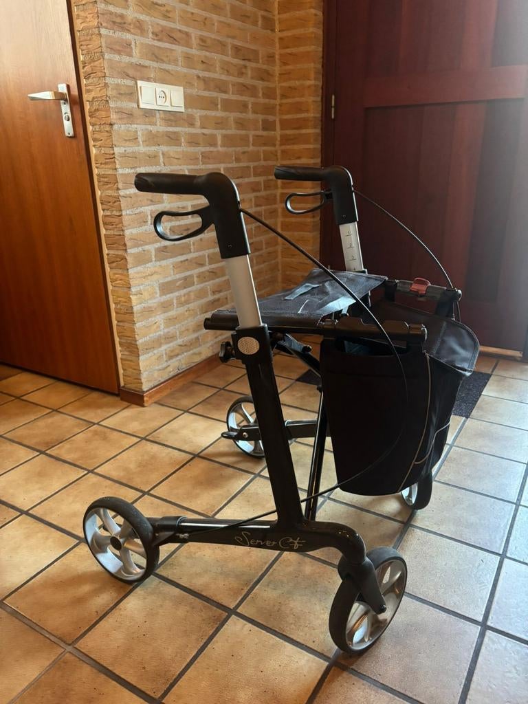 Lichtgewicht rollator, Ophalen, Opvouwbaar