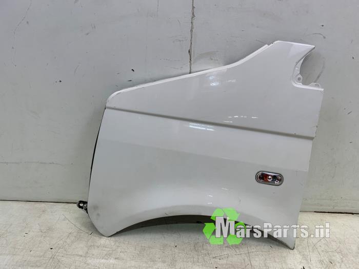 Scherm rechts-voor van een Volkswagen Transporter (LB9A), Gebruikt, -, Volkswagen, -