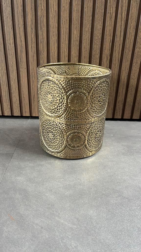 Sfeervolle vintage metalen windlicht lantaarn – goudkleurig, Antiek en Kunst, Antiek | Vazen, Ophalen of Verzenden