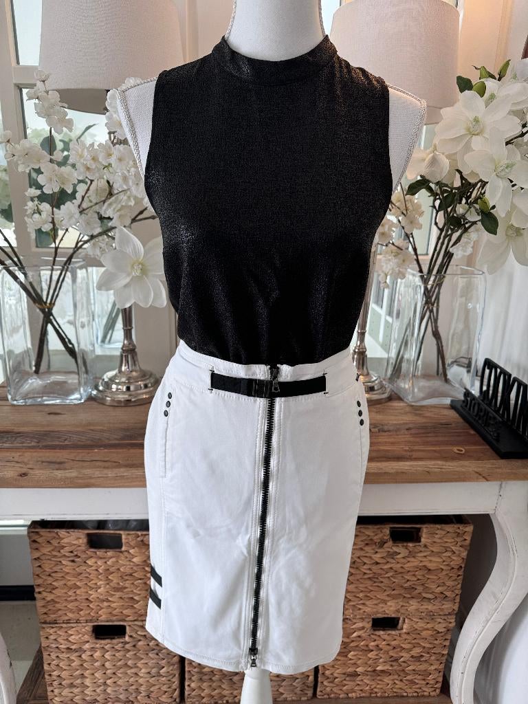 Nieuwe, chique, korte Witte rok Marc Cain, 36/nr2, NIEUW!, Wit, Nieuw, Ophalen of Verzenden, Maat 36 (S)
