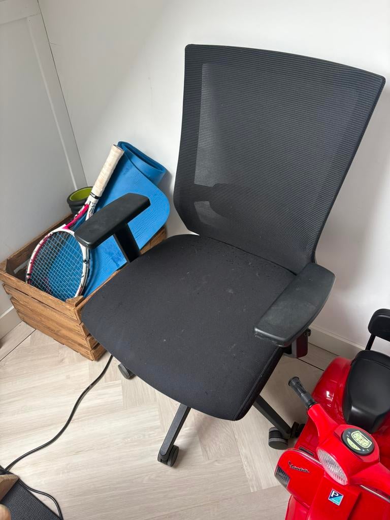 WeWork bureaustoel zwart, Ophalen of Verzenden, Zo goed als nieuw, Zwart