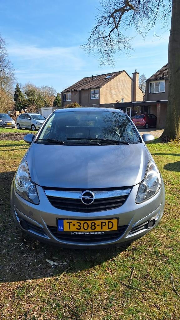 Opel Corsa 1.4-16V 111 Edition 2010, Auto's, Voorwielaandrijving, 40 €/maand, 1398 cc, 4 cilinders