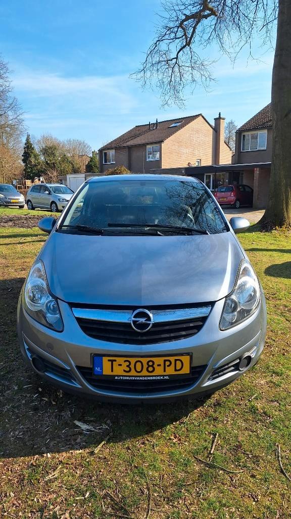 Opel Corsa 1.4-16V 111 Edition 2010, Auto's, Opel, Particulier, Corsa, ABS, Airconditioning, Alarm, Climate control, Cruise Control