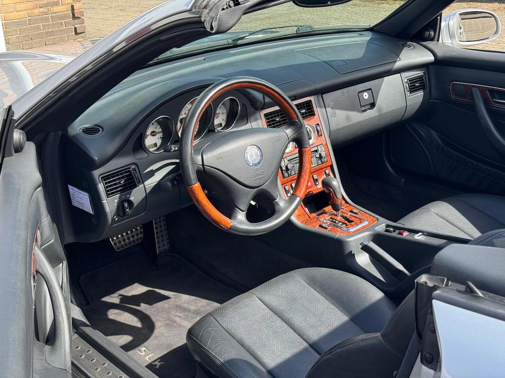 Mercedes-Benz SLK-klasse 320 SLK320 | CABRIO, LEER, 87DKM, 6, Auto's, Mercedes-Benz, Gebruikt, Zwart, Cabriolet, Bedrijf