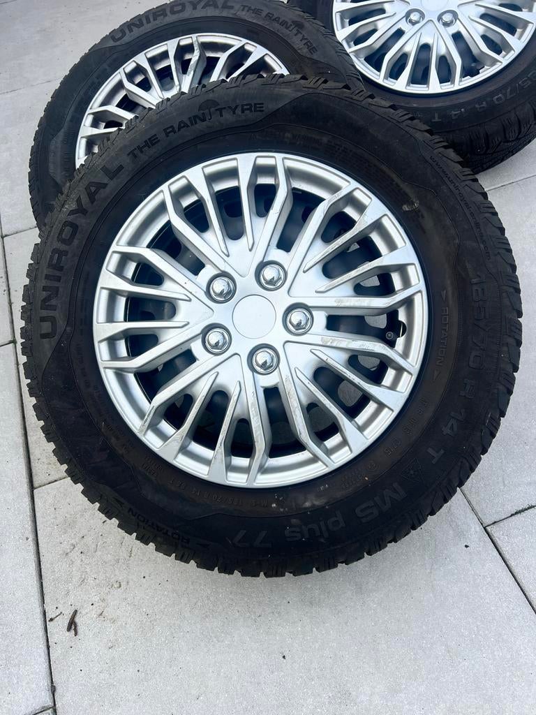 Autowiel - Uniroyal The Rain Tyre M+S Plus 77, Auto-onderdelen, Banden en Velgen, 14 inch, Gebruikt, Banden en Velgen, All Season
