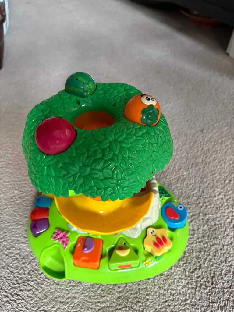 Speelgoedboom met 3 ballen met geluid; Kiddieland, Ophalen of Verzenden, Zo goed als nieuw, Kunststof