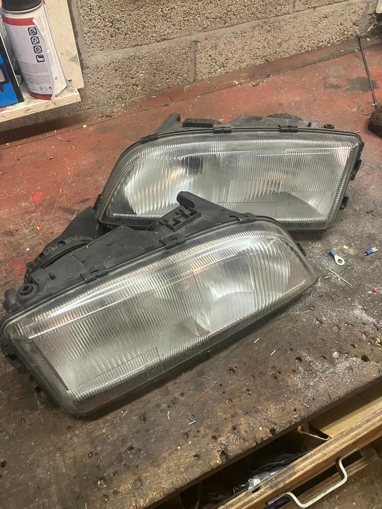 Koplampen volvo v70, Auto-onderdelen, Verlichting, Ophalen of Verzenden, Volvo