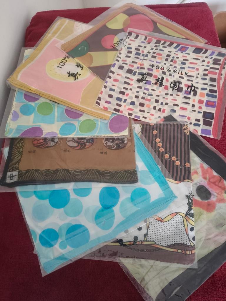 Vierkante zijden sjaaltjes, Ophalen, Nieuw, Maat 38/40 (M), Sjaal