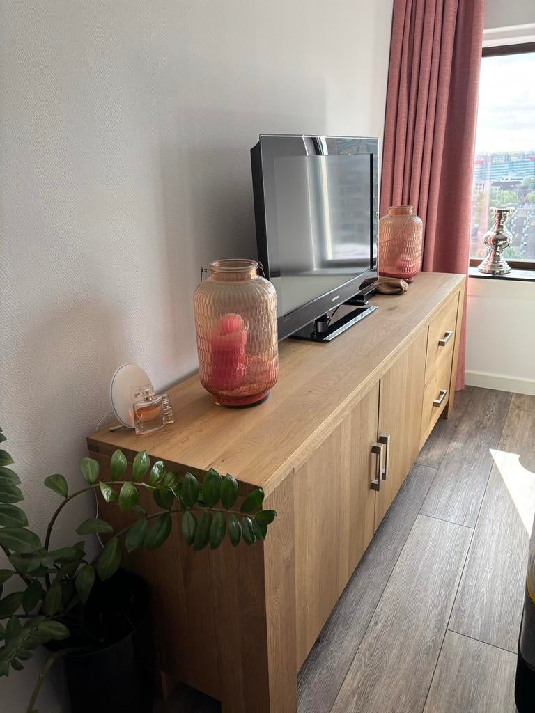 Stijlvol TV-meubel/dressoir in eikenhout met lades, Ophalen, Gebruikt, 200 cm of meer, 25 tot 50 cm