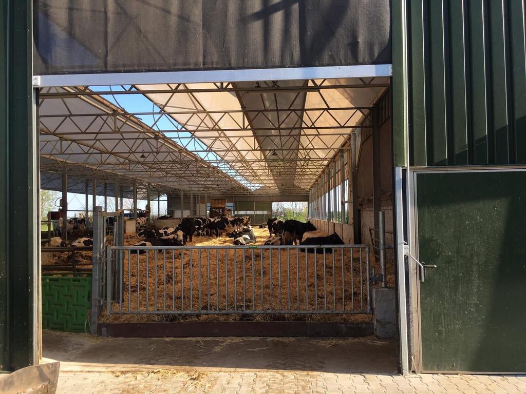 Stal / loods te koop, Zakelijke goederen, Bedrijfs Onroerend goed, Koop