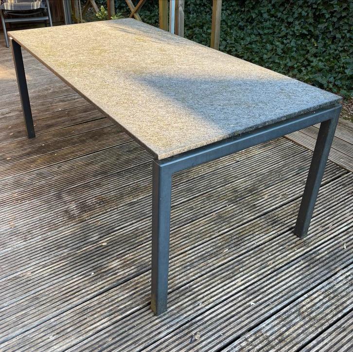 Robuuste tuintafel met granieten blad 180cm. X 90 cm., Tuin en Terras, Tuintafels, Gebruikt, Rechthoekig, Metaal, Ophalen
