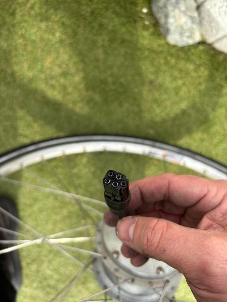 Gazelle Innergy voorwiel 5-pins, Fietsen en Brommers, Fietsonderdelen, Gebruikt, Algemeen, Wiel, Ophalen of Verzenden