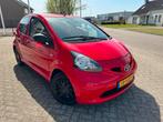 Toyota Aygo 1.0-12V Airco, 2e Eigenaar, 5 Deurs, Auto's, Voorwielaandrijving, Gebruikt, 4 stoelen, 68 pk