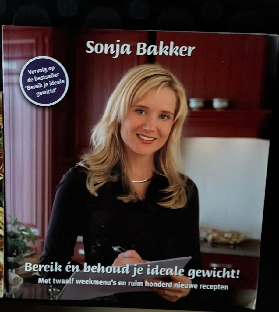 Kookboeken 8 stuks o.a. Sonja Bakker zie foto's voor titels, Ophalen of Verzenden, Zo goed als nieuw, Diverse Auteurs, Overige gebieden