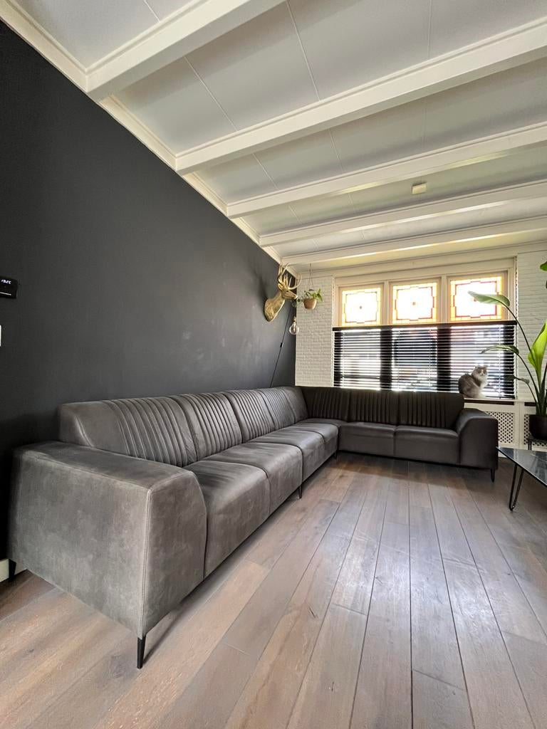 Nette hoekbank, Ophalen, Zo goed als nieuw