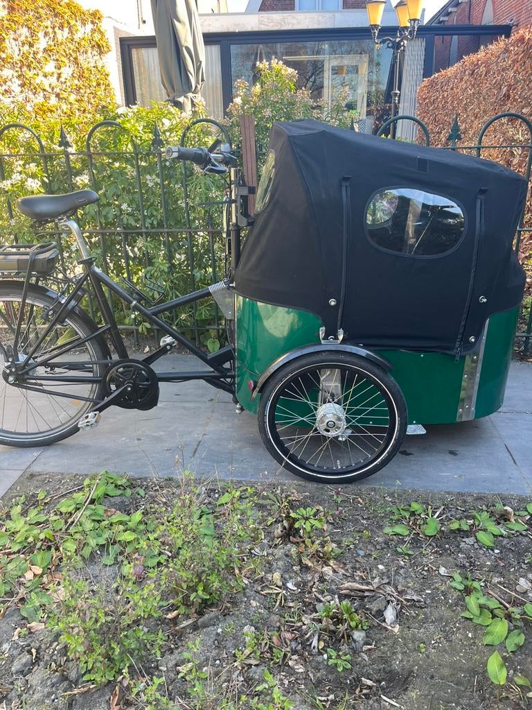 Nihola family electrische bakfiets, Fietsen en Brommers, Ophalen of Verzenden, Zo goed als nieuw, 4 kinderen of meer