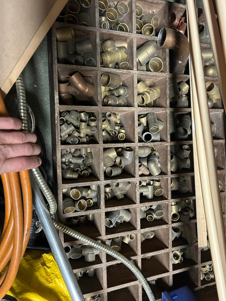 Diverse messing en koperen bochten en koppelingen, Ophalen, Overige materialen, Bochten, Gebruikt