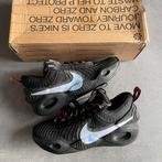 Nieuw: Nike Cosmic Unity Black/White-Ghost 36.5, Kleding | Dames, Schoenen, Ophalen of Verzenden, Nieuw, Zwart, Sneakers of Gympen