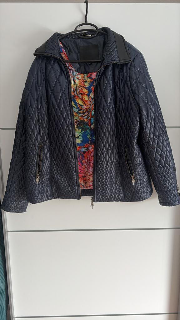 Jas Philipp Plein 1:1 - Maat 3XL (valt kleiner), Kleding | Dames, Jassen | Zomer, Ophalen of Verzenden, Gedragen, Maat 46/48 (XL) of groter